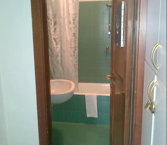 Oda ve Kahvaltı Brera 4*